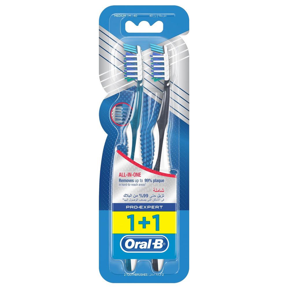 [636487] Brosse à dent medium Pro-Expert Tout-En-Un Oral-B 1+1 Gratuit.